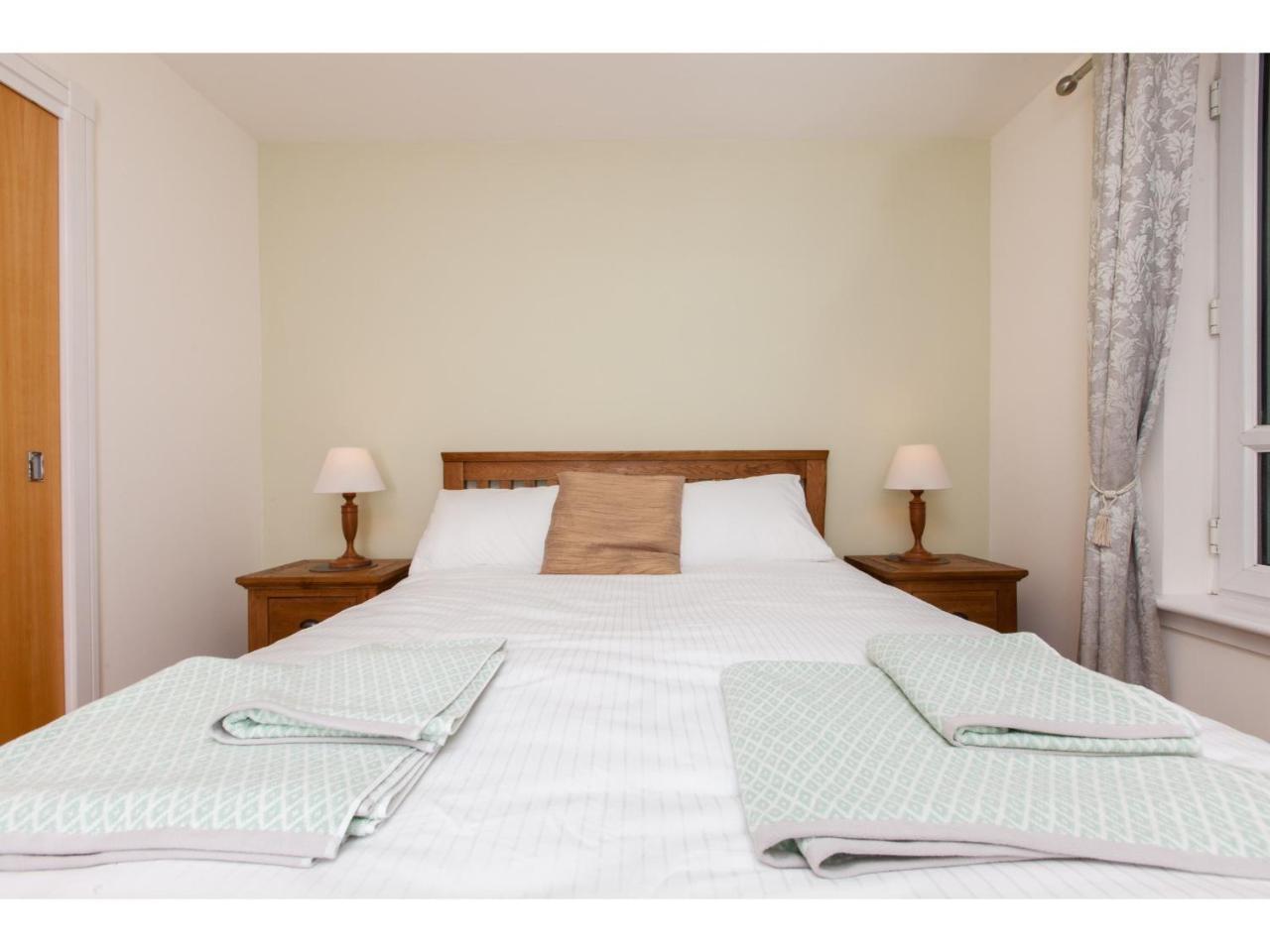 Spacious, Central Apartment Эдинбург Экстерьер фото