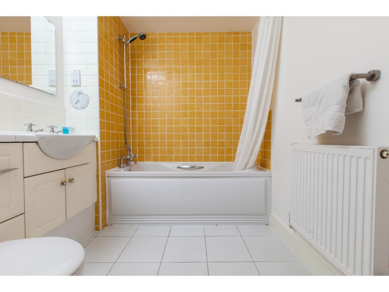 Spacious, Central Apartment Эдинбург Экстерьер фото