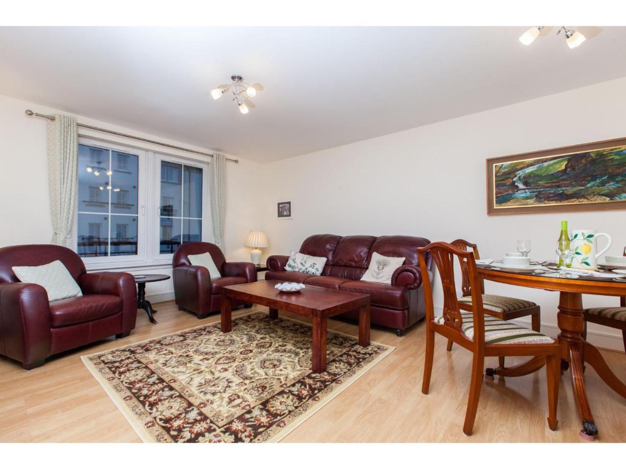 Spacious, Central Apartment Эдинбург Экстерьер фото