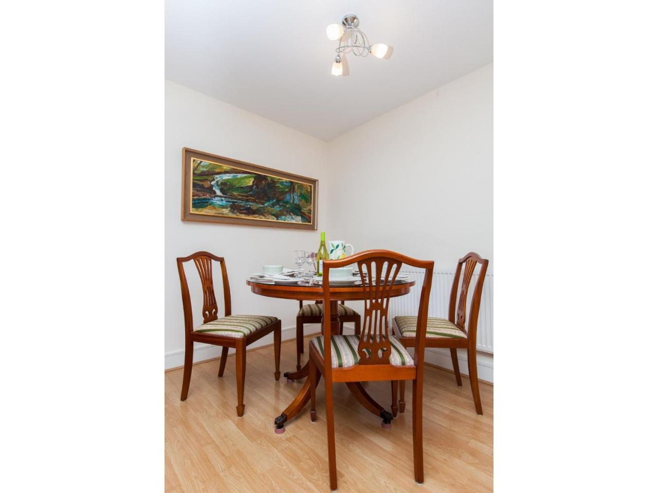 Spacious, Central Apartment Эдинбург Экстерьер фото